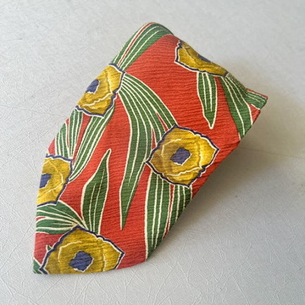 Boss Hugo Boss 100% Silk Neck Tie Made in Italy EUC Red Tropical Floral
